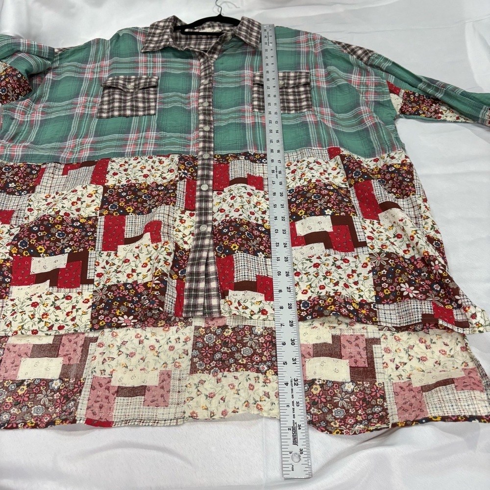 Easel Patchwork Oversized Floral Mixed Print Boho Button Up Top Womens Large - Picture 4 of 9